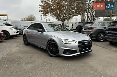 Седан Audi A4 2019 в Одесі