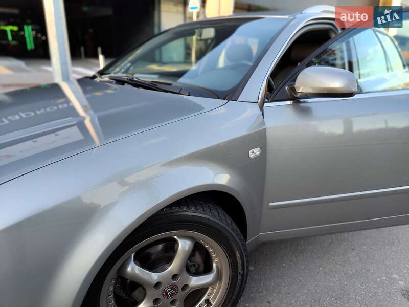Універсал Audi A4 2004 в Києві