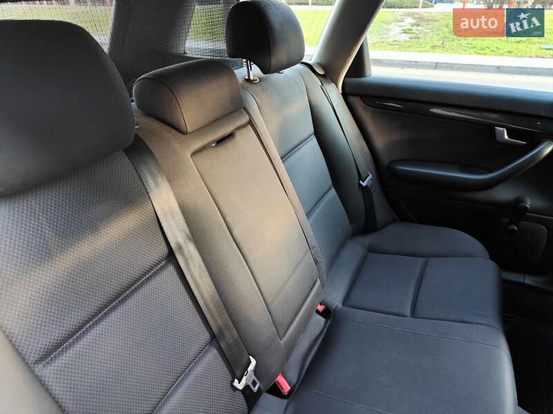 Універсал Audi A4 2004 в Києві