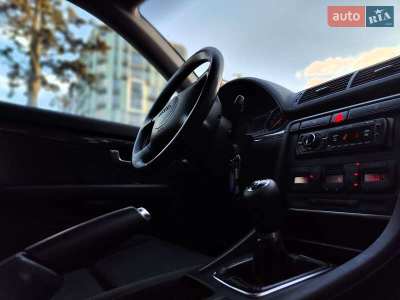 Універсал Audi A4 2004 в Києві