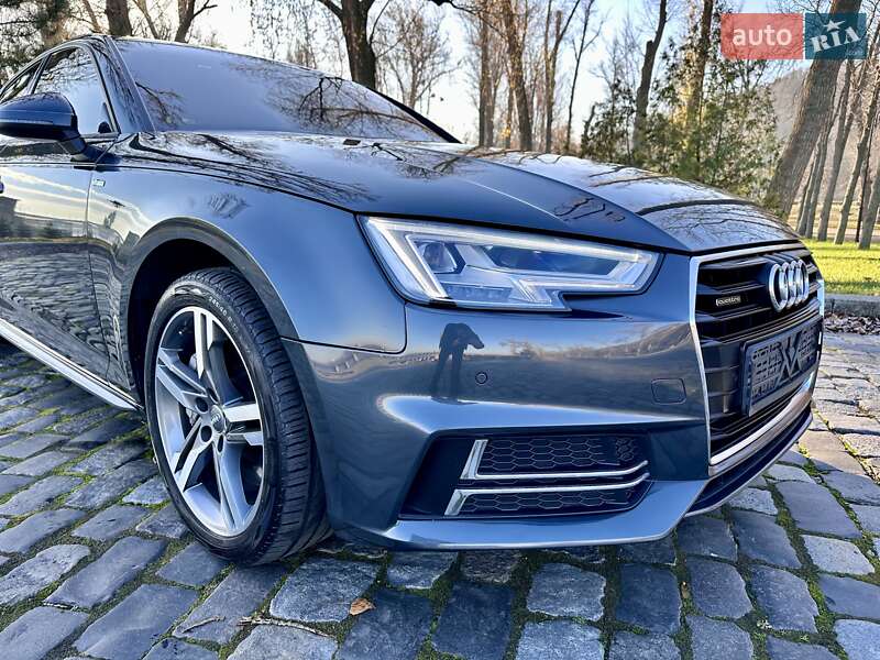 Седан Audi A4 2018 в Киеве