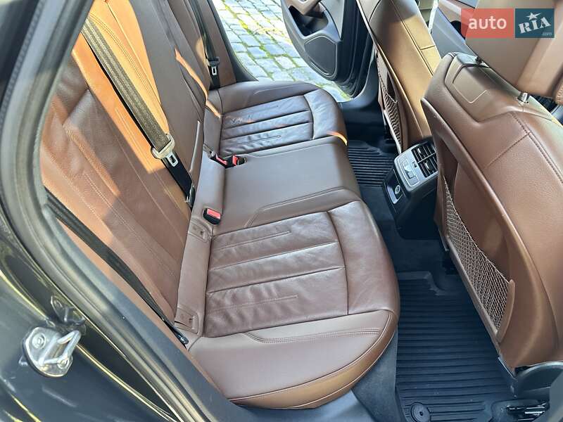 Седан Audi A4 2018 в Киеве