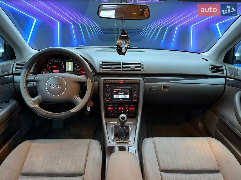 Седан Audi A4 2003 в Запорожье