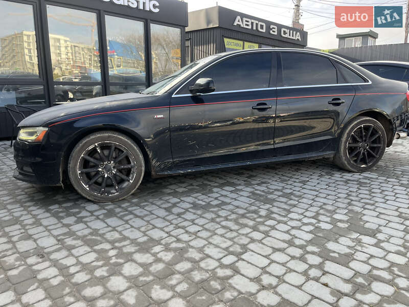 Седан Audi A4 2015 в Львові
