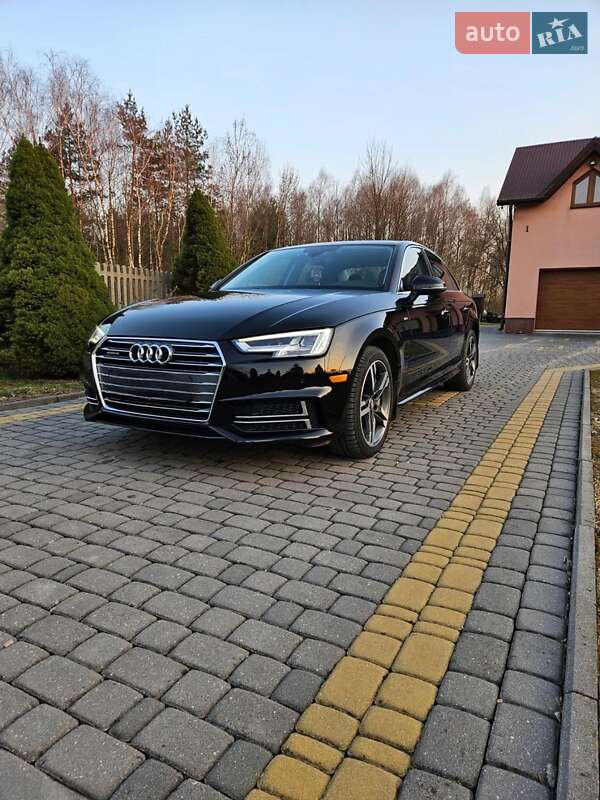 Седан Audi A4 2018 в Киеве