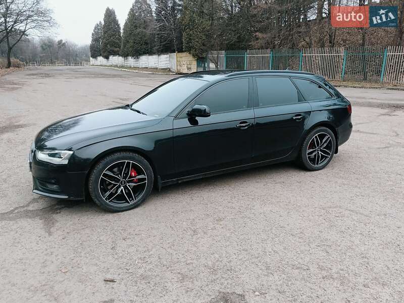 Универсал Audi A4 2012 в Львове