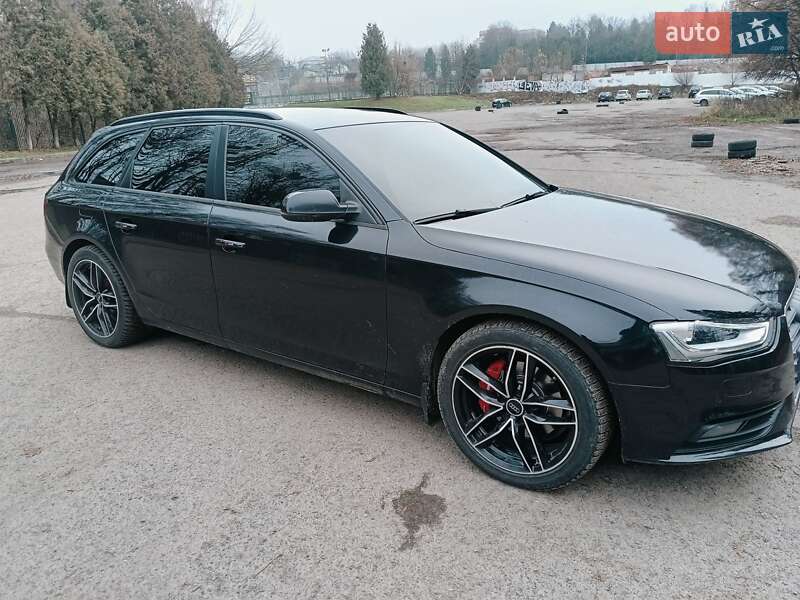 Универсал Audi A4 2012 в Львове