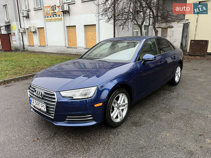 Седан Audi A4 2016 в Киеве