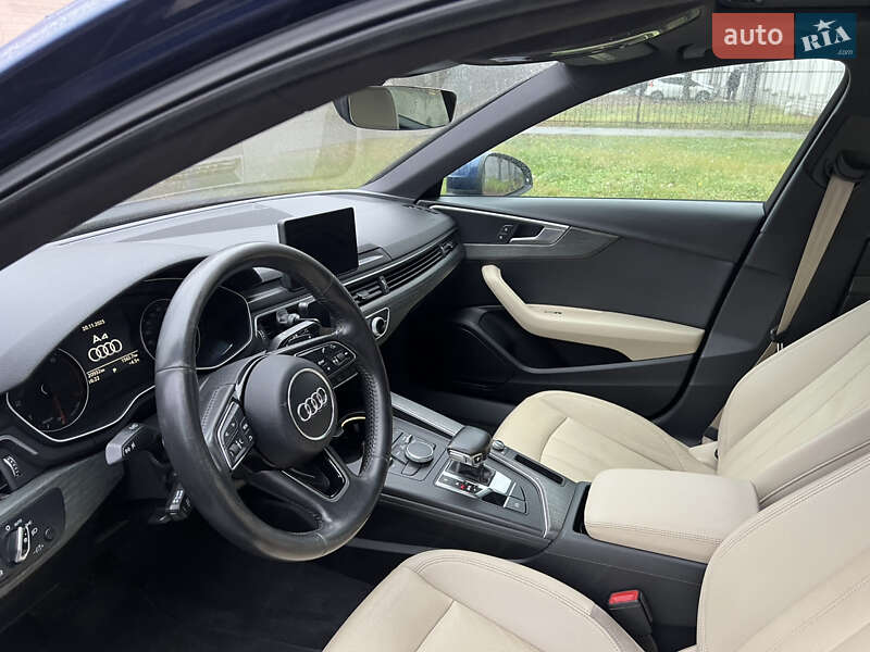 Седан Audi A4 2016 в Киеве
