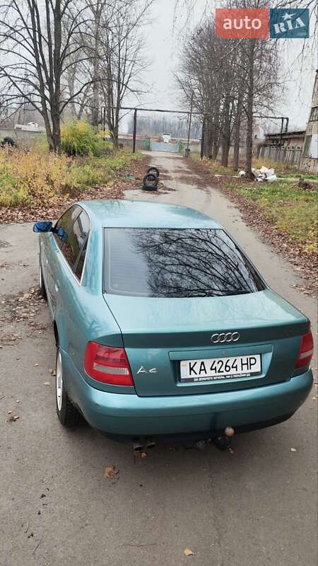 Седан Audi A4 1999 в Глевахе