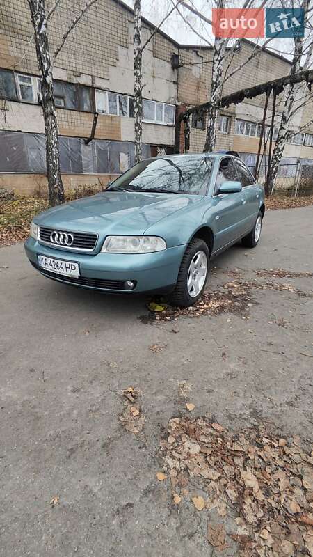 Седан Audi A4 1999 в Глевахе