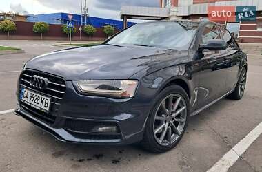 Седан Audi A4 2015 в Умани
