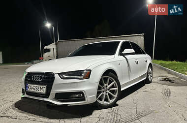 Седан Audi A4 2014 в Киеве