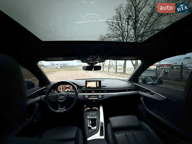 Седан Audi A4 2019 в Харкові