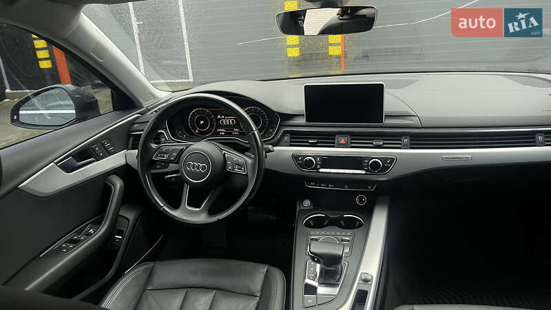 Седан Audi A4 2016 в Львове