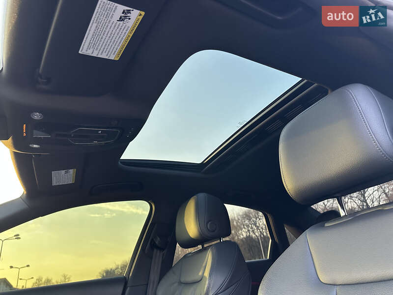 Седан Audi A4 2016 в Дніпрі