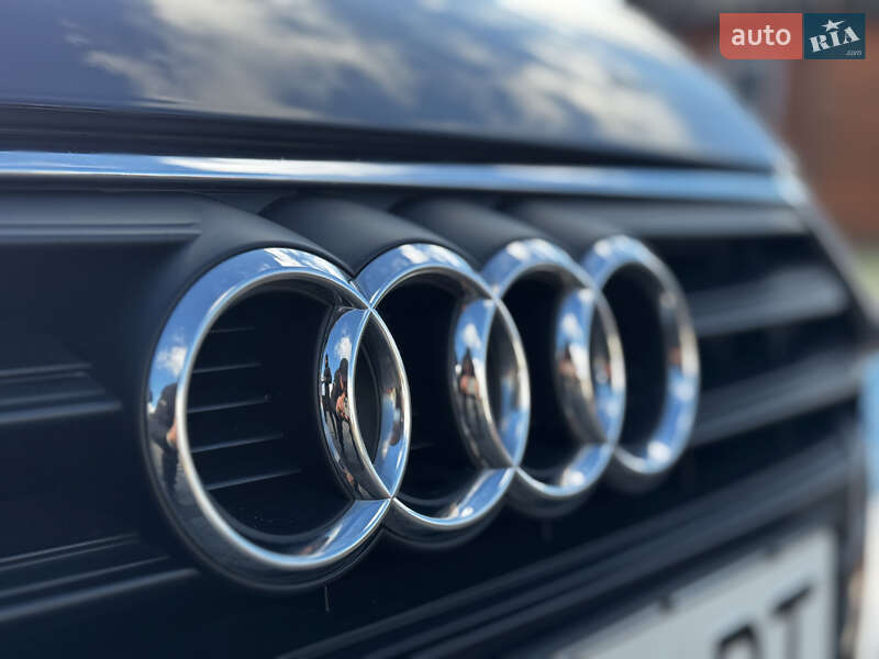Универсал Audi A4 2018 в Стрые