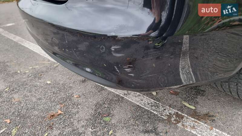 Седан Audi A4 2014 в Києві