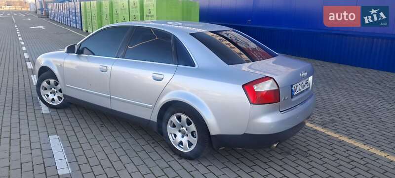 Седан Audi A4 2001 в Нововолынске