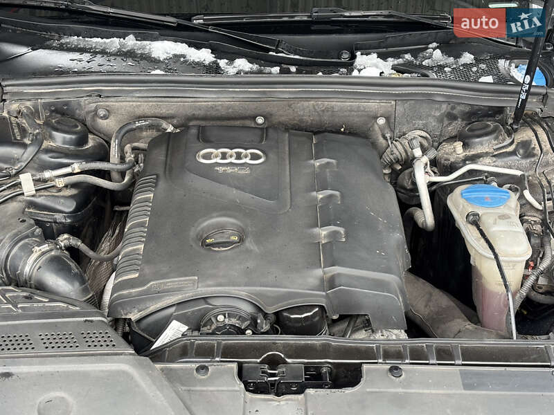 Седан Audi A4 2014 в Львове