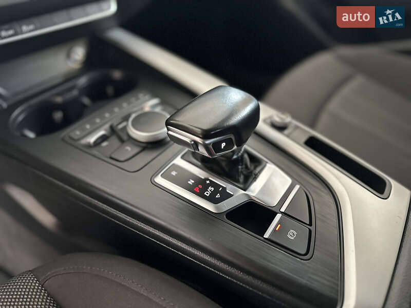 Универсал Audi A4 2016 в Дрогобыче