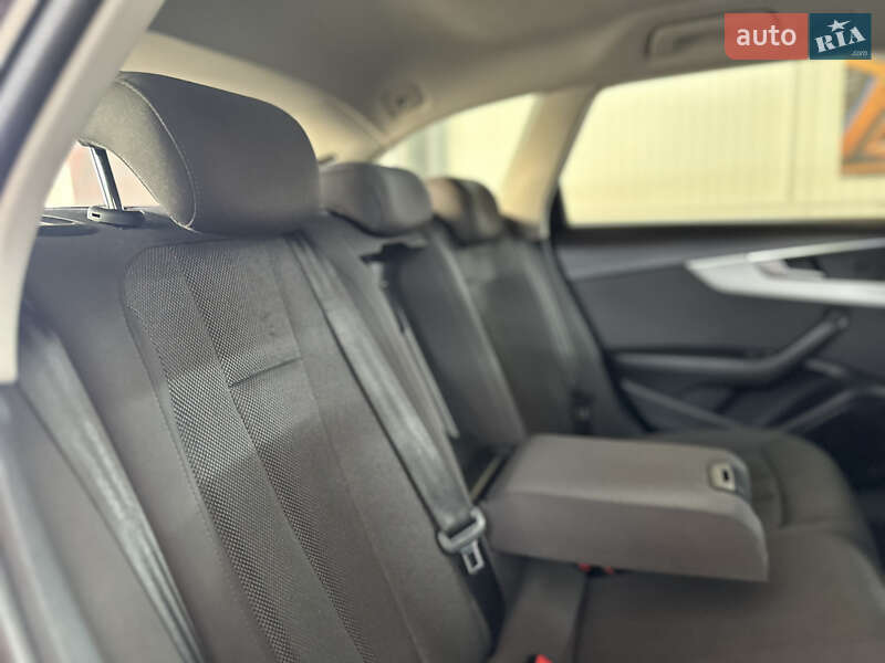 Универсал Audi A4 2016 в Дрогобыче