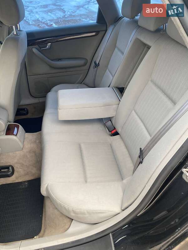 Универсал Audi A4 2004 в Ровно
