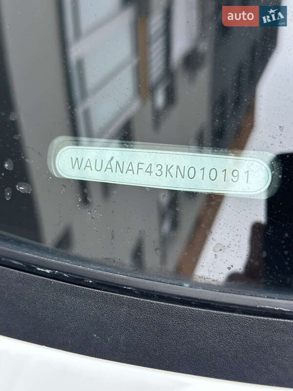 Седан Audi A4 2019 в Вінниці