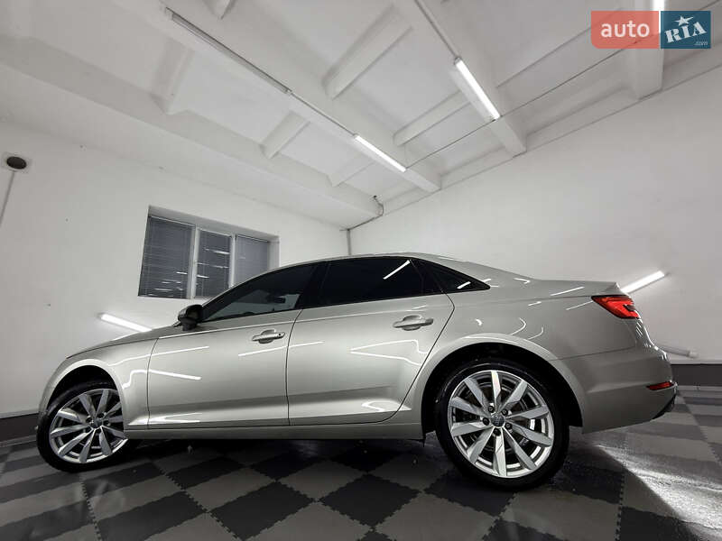 Седан Audi A4 2017 в Трускавце