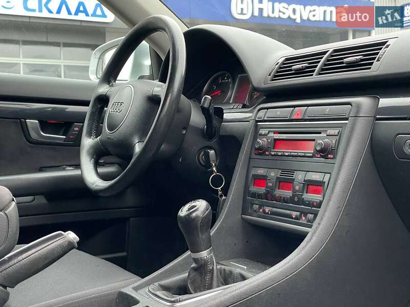 Универсал Audi A4 2003 в Сарнах