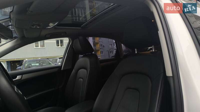 Седан Audi A4 2014 в Івано-Франківську