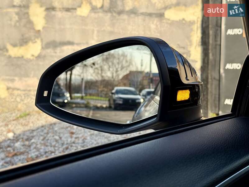 Седан Audi A4 2017 в Харькове