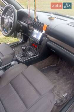 Седан Audi A4 1999 в Стрые
