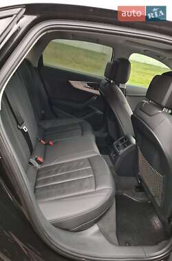 Седан Audi A4 2015 в Киеве