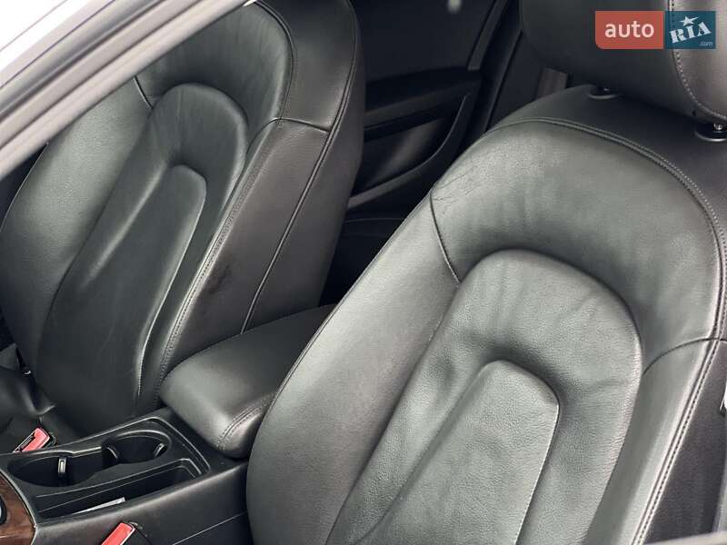 Седан Audi A4 2013 в Тернополе