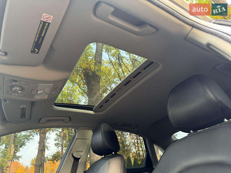 Седан Audi A4 2013 в Харькове