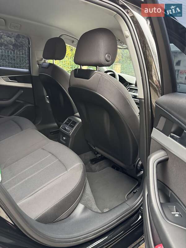 Універсал Audi A4 2018 в Івано-Франківську