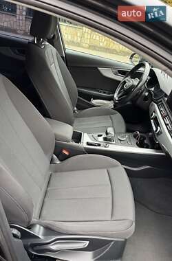 Универсал Audi A4 2018 в Ивано-Франковске