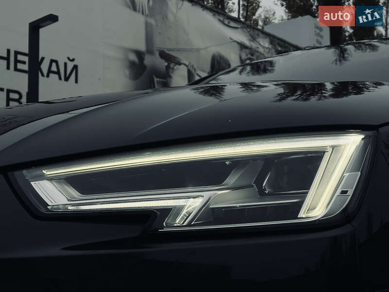 Седан Audi A4 2017 в Одессе