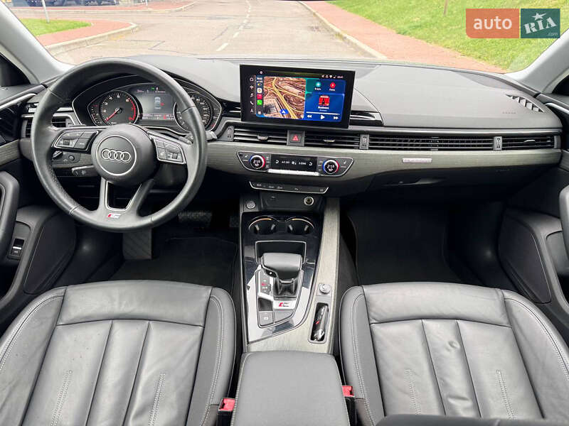 Седан Audi A4 2021 в Києві