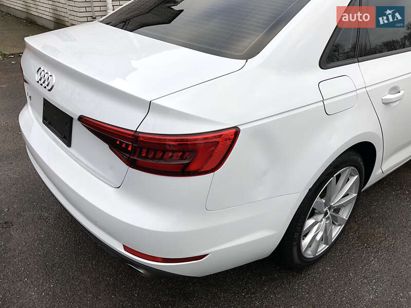 Седан Audi A4 2017 в Ирпене