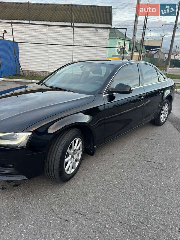 Седан Audi A4 2012 в Білій Церкві