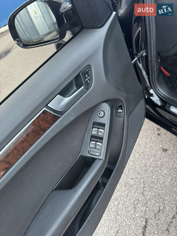 Седан Audi A4 2012 в Білій Церкві