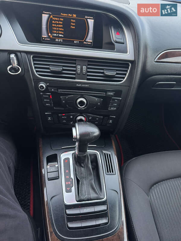 Седан Audi A4 2012 в Білій Церкві