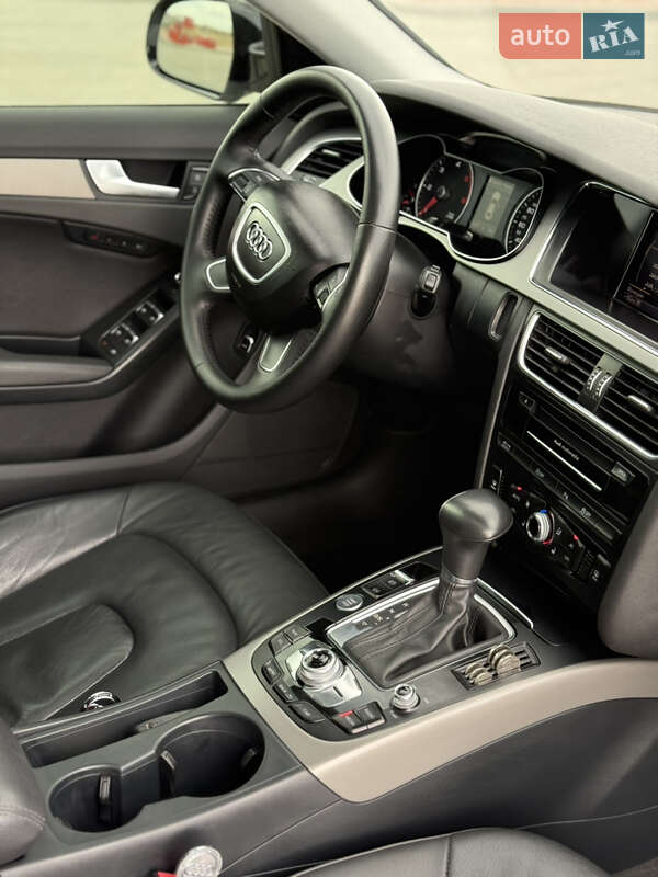 Седан Audi A4 2013 в Миколаєві