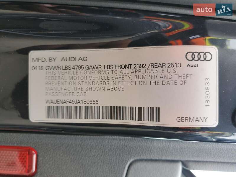 Седан Audi A4 2018 в Львові