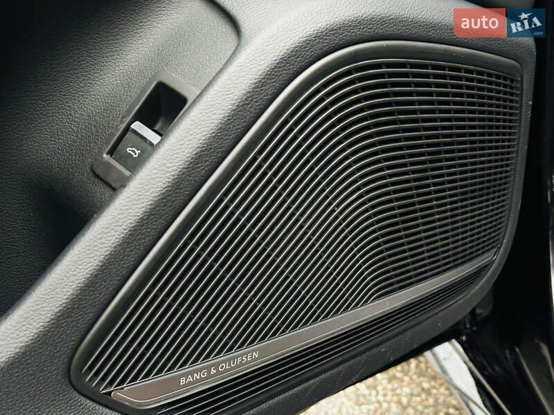 Седан Audi A4 2021 в Харкові