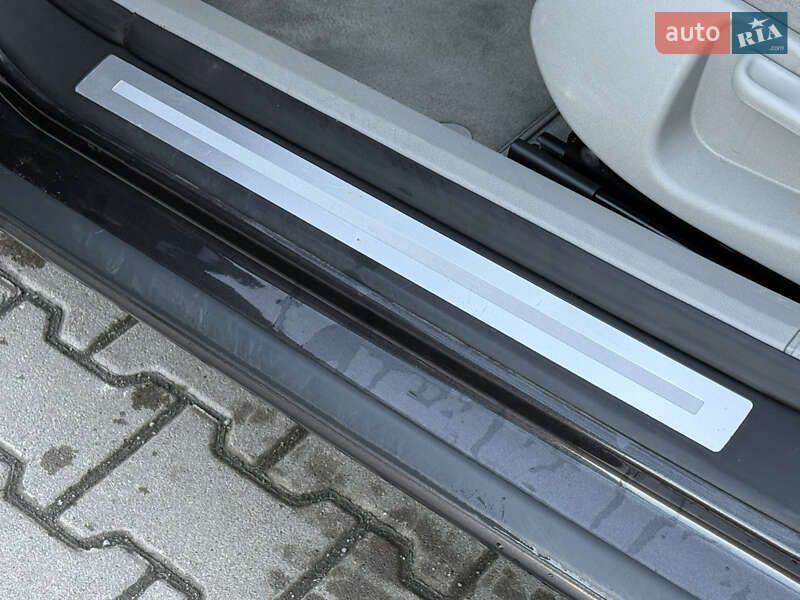 Седан Audi A4 2007 в Ровно