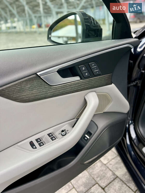 Седан Audi A4 2018 в Львові