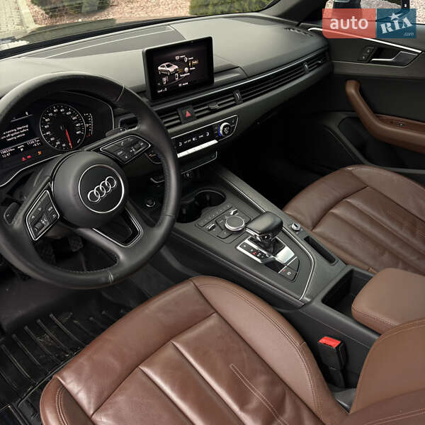 Седан Audi A4 2018 в Тернополі